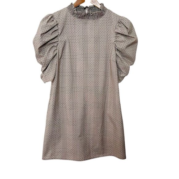 Welcome to my closet! - Picture 6 of 9